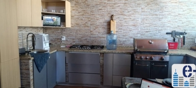 GRAN OPORTUNIDAD CASA 2 PLANTAS REMODELADA