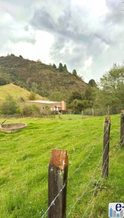 VENTA LOTE LA CALERA (COLOMBIA) - CONSTRUYE LA CASA DE TUS SUEÑOS 